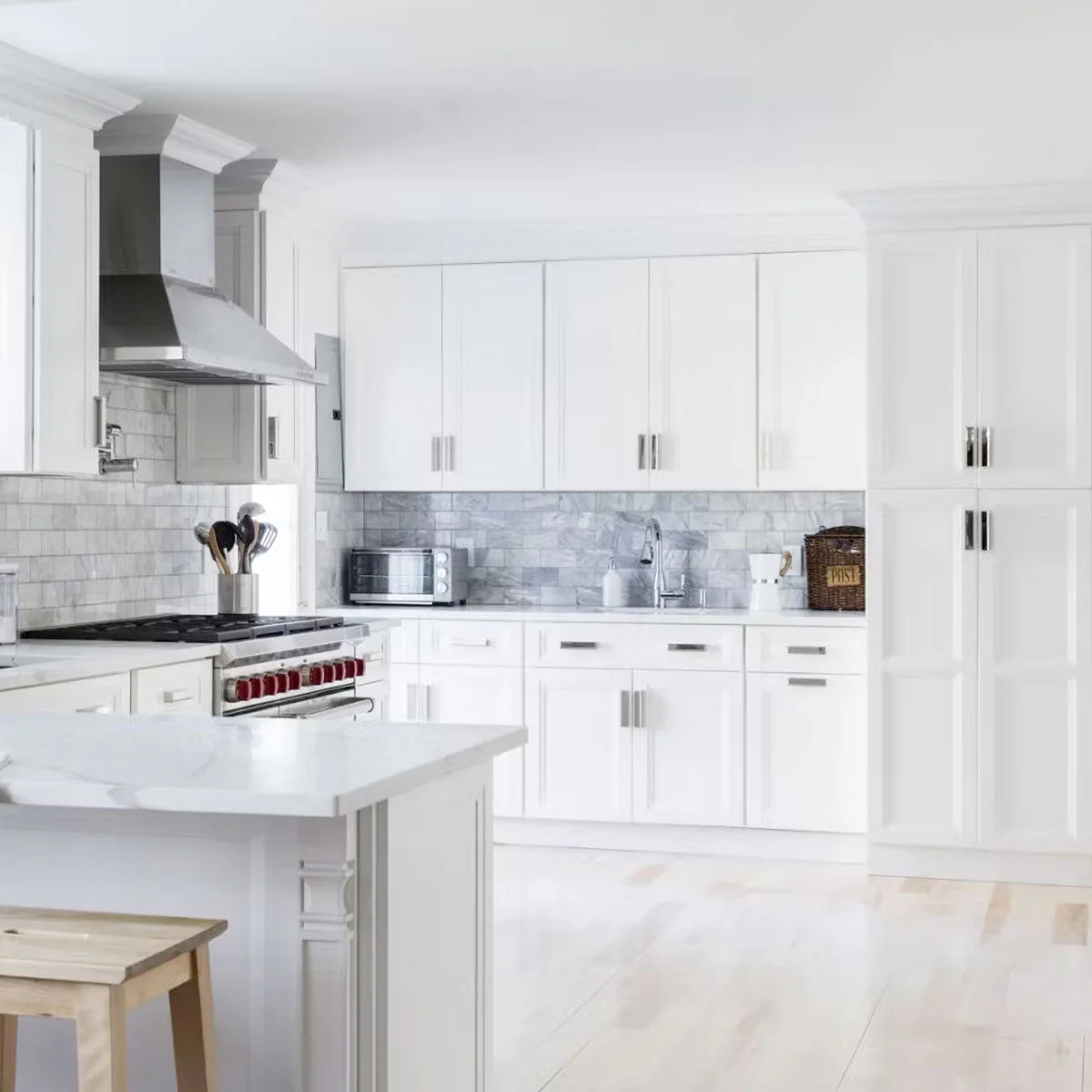 Fabuwood Allure Onyx Frost Recessed Panel White Door Sample - Image 2